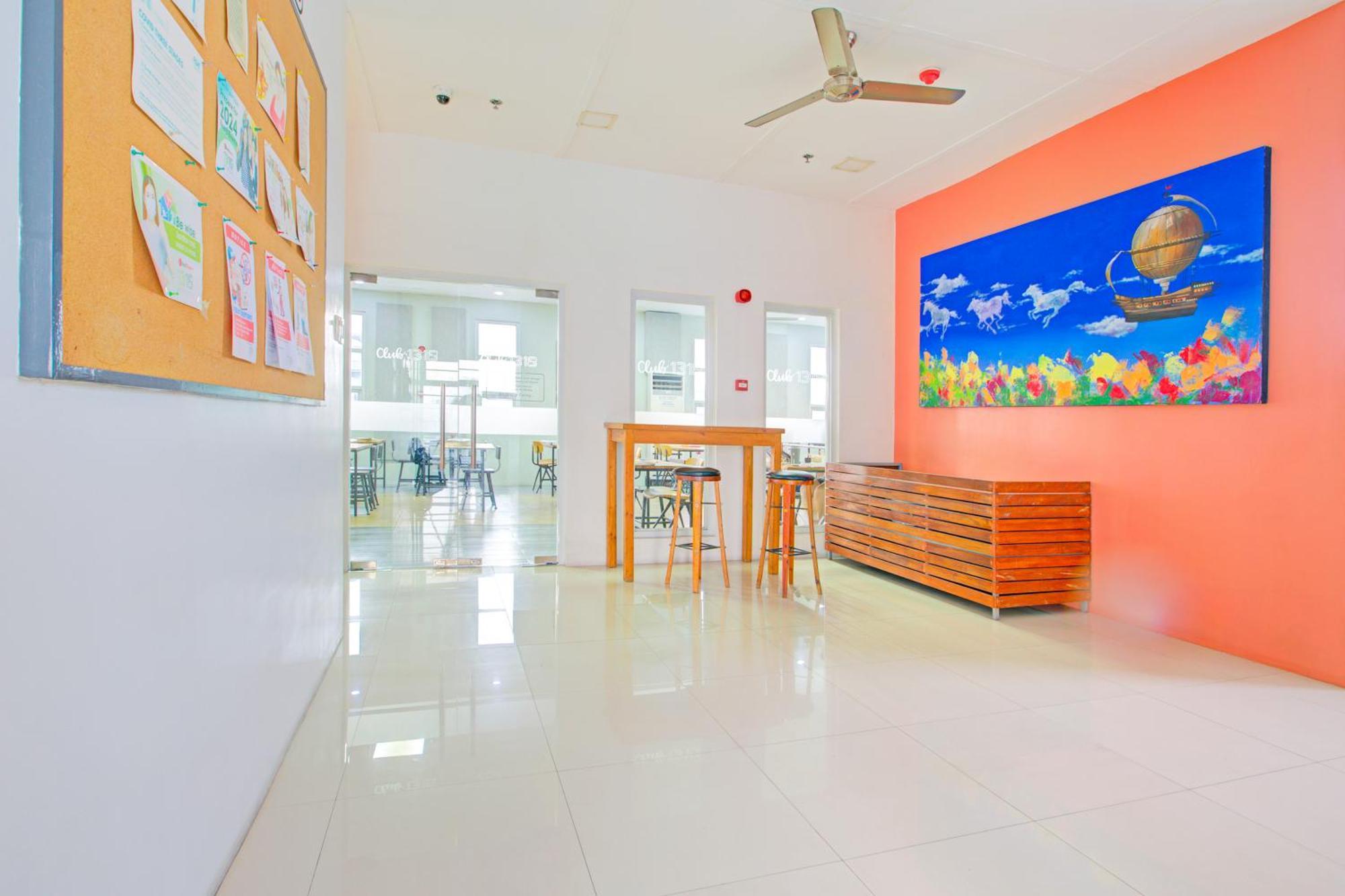 Collection O Metro Manila Near University Belt Formerly 1318 Residences Esterno foto